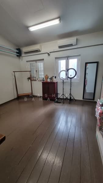 Haji Lane Kg Glam, Haji Lane, 1,600 sqft, Shop / Shophouse For Rent, by Hashim Bahashwan, 60029557 - Study - CommercialGuru.com.sg