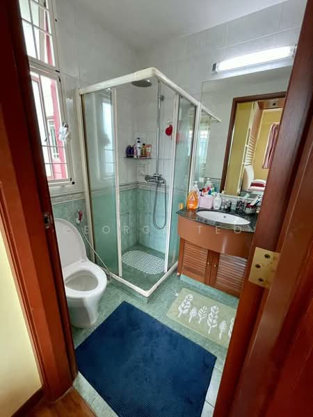 Casa Rosa, 35 Lorong Ong Lye, 3 Bedrooms, 1,130 sqft, Condominium For Sale, by George Teo, 60029638 - Bathroom - PropertyGuru.com.sg