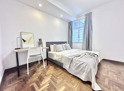 For Rent - Chateau Le Fame