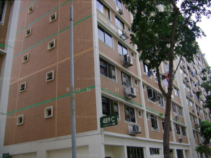 489C Tampines Street 45, 489C Tampines Street 45, Room Rental, 130 sqft, HDB Flat For Rent, by Ron Chen, 60029889 - Exterior - PropertyGuru.com.sg