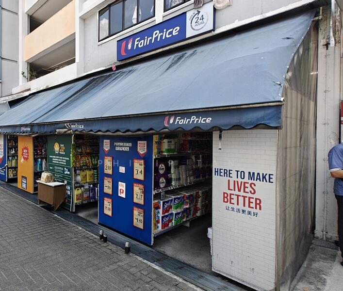 24 hours Supermarket