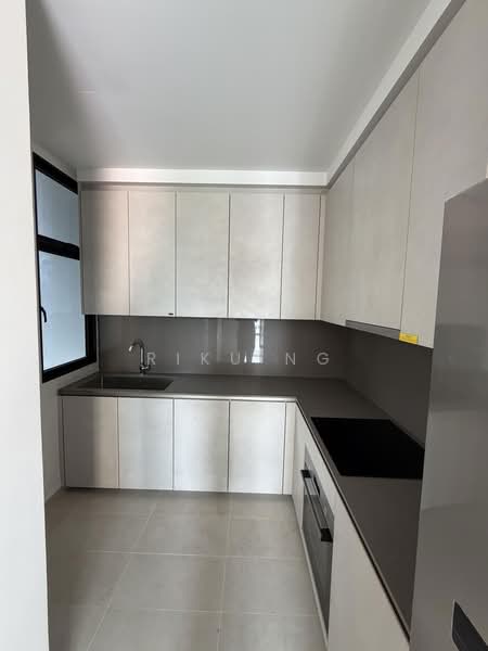 35 Gilstead, 35 Gilstead Road, 3 Bedrooms, 872 sqft, Apartment For Sale, by Riku Ng, 60029913 - Kitchen - PropertyGuru.com.sg