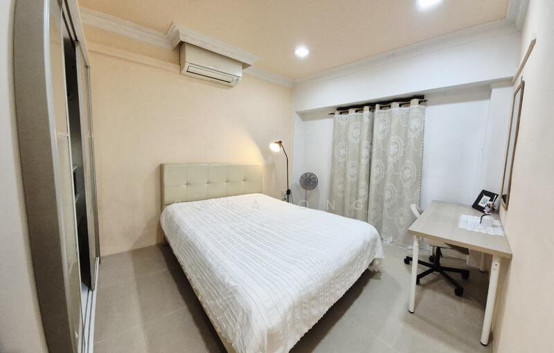 41 Holland Drive, 41 Holland Drive, Room Rental, 150 sqft, HDB Flat For Rent, by Sara Ong, 60029997 - Master Bedroom - PropertyGuru.com.sg