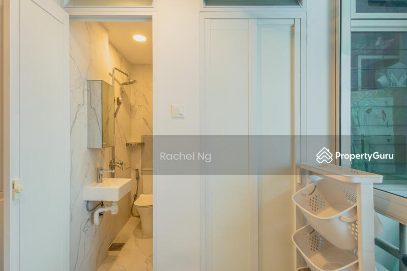 Utility/ Helpers Room & WC 