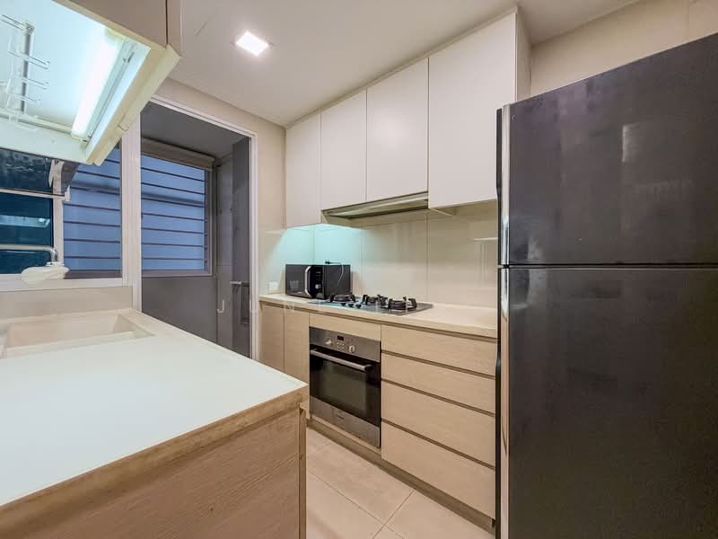 The Tampines Trilliant Executive Condominium For Sale at S$ 1,838,888 | PropertyGuru Singapore - Kitchen