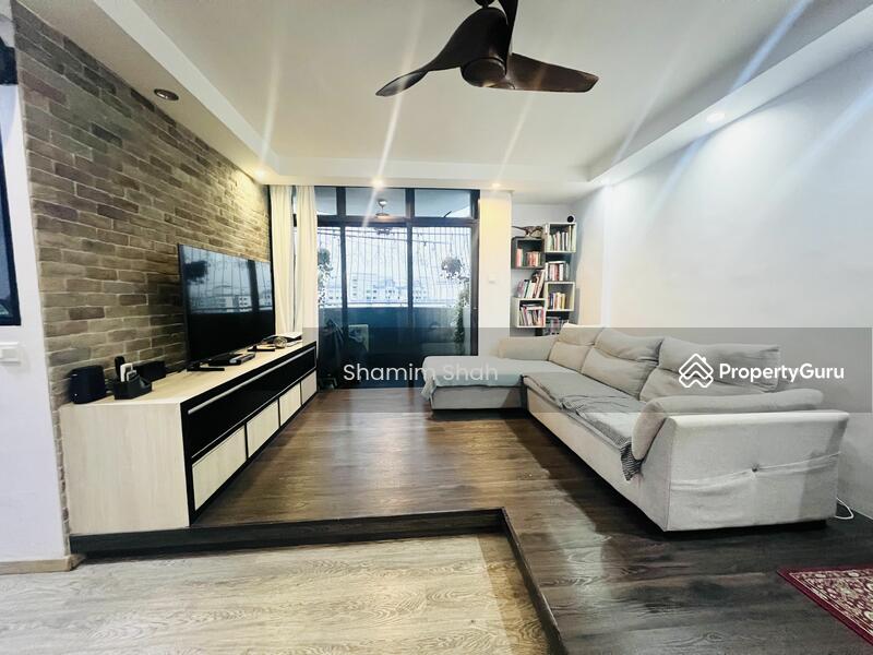 For Sale - 359 Admiralty Drive