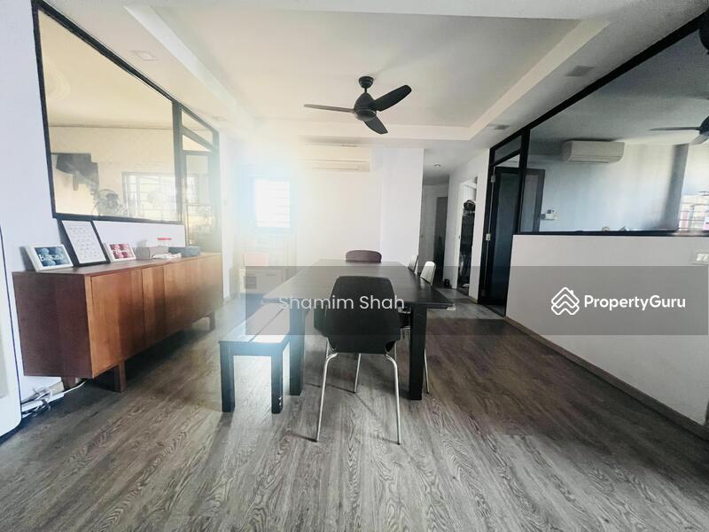 For Sale - 359 Admiralty Drive