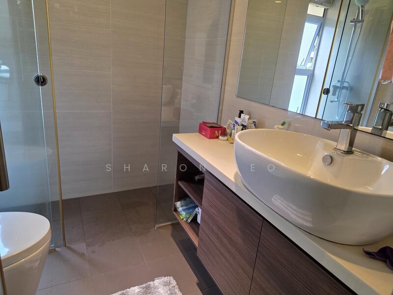 Fully renovated bathroom