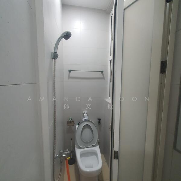 For Rent - Carlyx Green