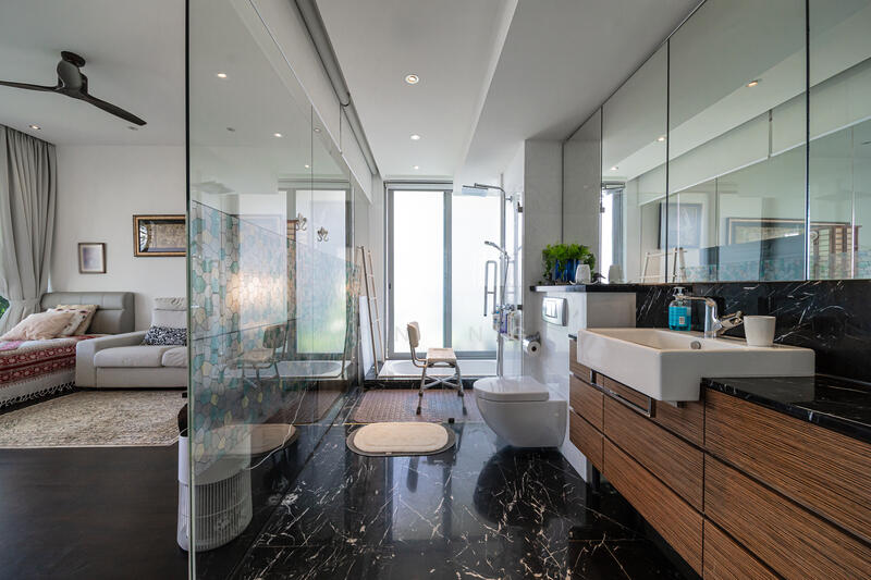 The Oceanfront @ Sentosa Cove Condominium For Sale at S$ 2,988,000 | PropertyGuru Singapore - Bathroom