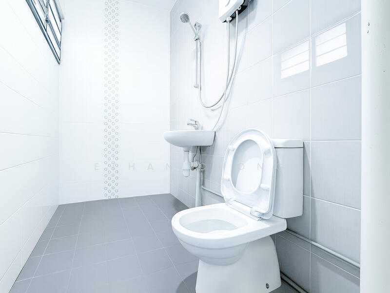 For Sale - 411 Jurong West Street 42