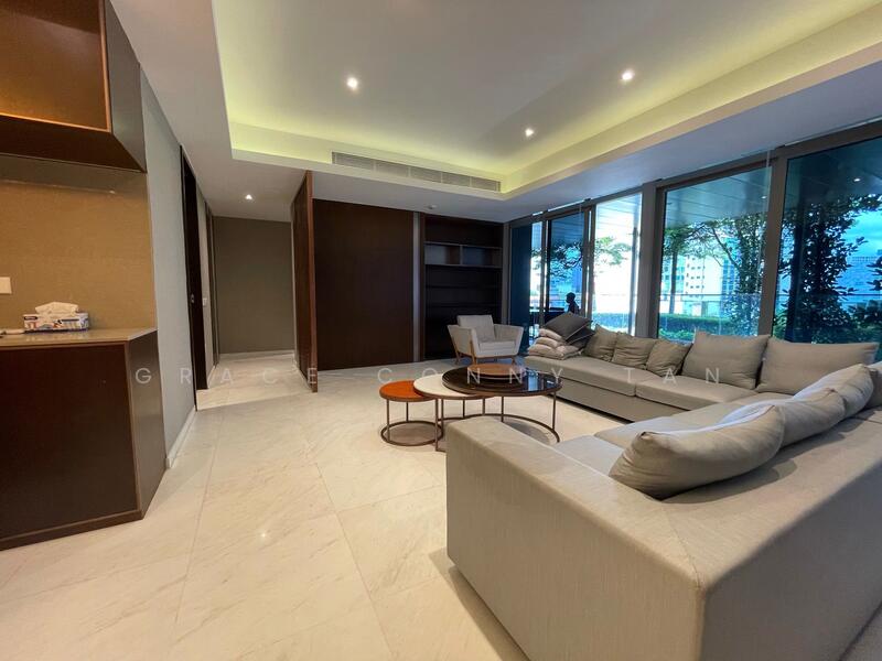 For Sale - Cairnhill Nine