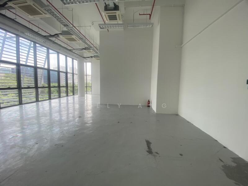 Central-Link, 8 Jalan Kilang Barat, 1,055 sqft, Light Industrial (B1) For Sale, by Sally Ang, 60031327 - CommercialGuru.com.sg