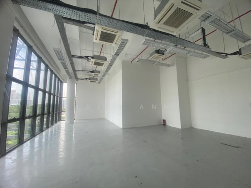 Central-Link, 8 Jalan Kilang Barat, 1,055 sqft, Light Industrial (B1) For Sale, by Sally Ang, 60031327 - CommercialGuru.com.sg