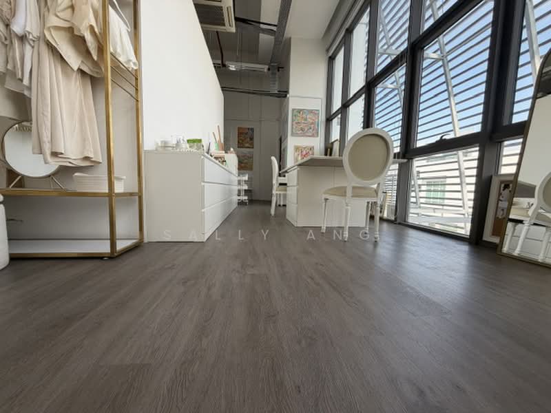 Central-Link, 8 Jalan Kilang Barat, 1,055 sqft, Light Industrial (B1) For Sale, by Sally Ang, 60031327 - CommercialGuru.com.sg