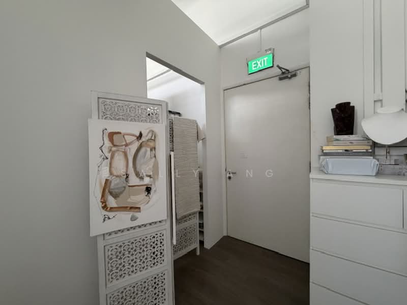 Central-Link, 8 Jalan Kilang Barat, 1,055 sqft, Light Industrial (B1) For Sale, by Sally Ang, 60031327 - CommercialGuru.com.sg
