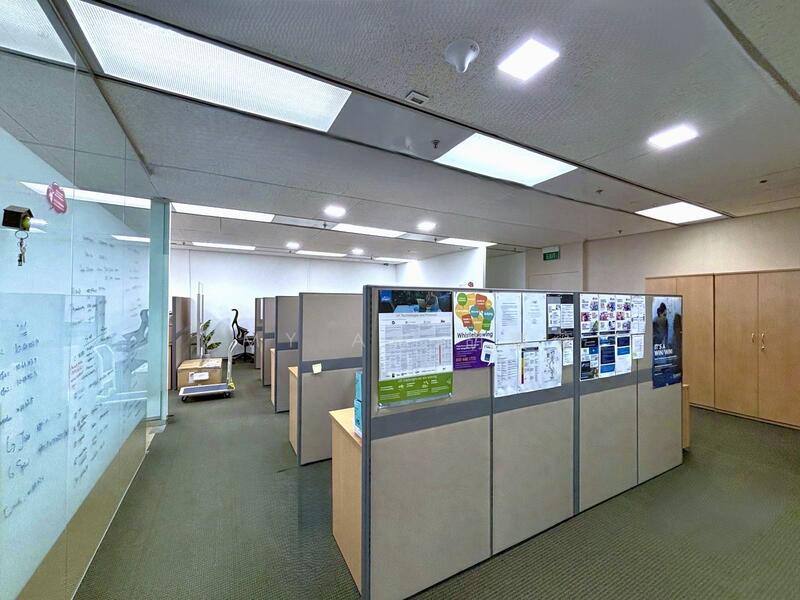 NOVENA | Nicely Fitted Office |, Novena MRT, 1,786 sqft, Office For Rent, by Amy Aw 胡嘉薇, 60031387 - CommercialGuru.com.sg