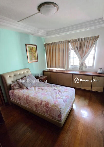 For Sale - 940 Hougang Street 92