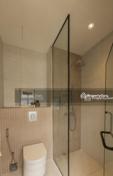For Rent - Almost New Renovated Walk-Up Apartment in Bukit Timah! Walk To MRT