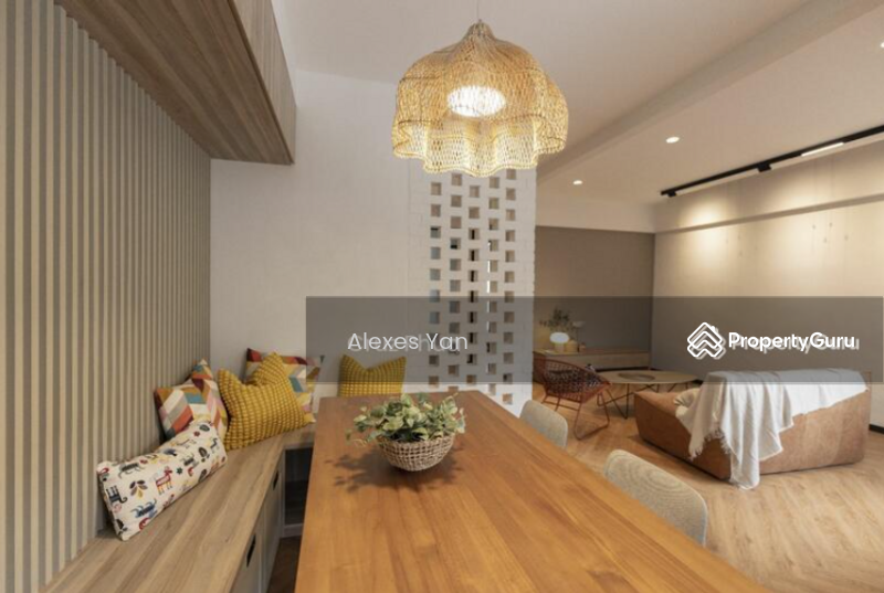 For Rent - Almost New Renovated Walk-Up Apartment in Bukit Timah! Walk To MRT