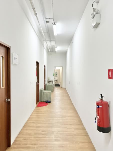 Ark @ Gambas, 7 Gambas Avenue, 484 sqft, Light Industrial (B1) For Rent, by Nick Toh, 60031685 - Hallway - CommercialGuru.com.sg