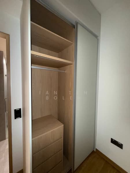 Peak Residence, 333 Thomson Road, 2 Bedrooms, 829 sqft, Condominium For Sale, by Ian Teh Boleh, 60031740 - Interior - PropertyGuru.com.sg