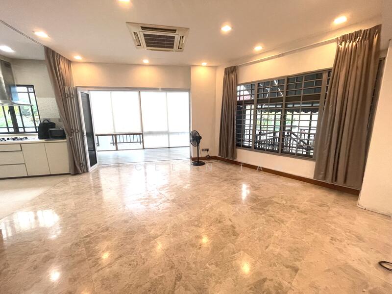 Kew Gate, Limau Garden, 3 Bedrooms, 2,325 sqft, Cluster House For Rent, by Jocelyn Tan, 60031851 - Living Room - PropertyGuru.com.sg