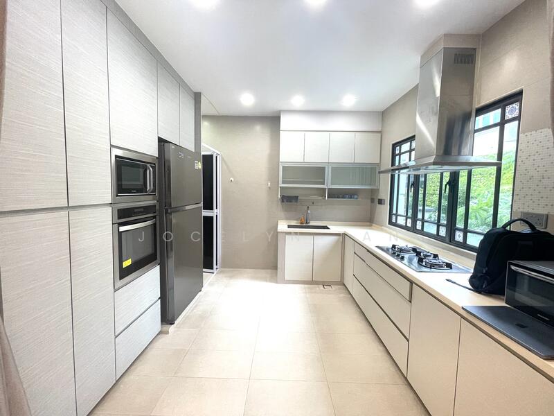 Kew Gate, Limau Garden, 3 Bedrooms, 2,325 sqft, Cluster House For Rent, by Jocelyn Tan, 60031851 - Kitchen - PropertyGuru.com.sg