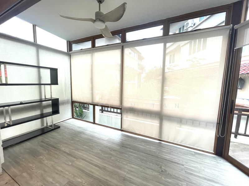 Kew Gate, Limau Garden, 3 Bedrooms, 2,325 sqft, Cluster House For Rent, by Jocelyn Tan, 60031851 - Living Room - PropertyGuru.com.sg