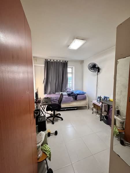 570C Woodlands Avenue 1, 570C Woodlands Avenue 1, 3 Bedrooms, 990 sqft, HDB Flat For Rent, by Harry Boey 梅绍国, 60031860 - Bedroom - PropertyGuru.com.sg