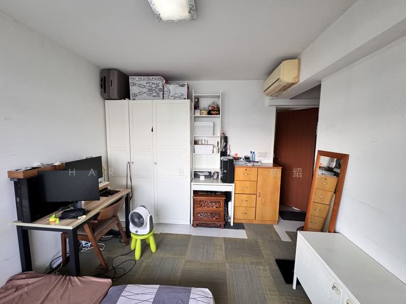 570C Woodlands Avenue 1, 570C Woodlands Avenue 1, 3 Bedrooms, 990 sqft, HDB Flat For Rent, by Harry Boey 梅绍国, 60031860 - Bedroom - PropertyGuru.com.sg