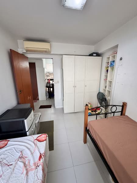 570C Woodlands Avenue 1, 570C Woodlands Avenue 1, 3 Bedrooms, 990 sqft, HDB Flat For Rent, by Harry Boey 梅绍国, 60031860 - Bedroom - PropertyGuru.com.sg