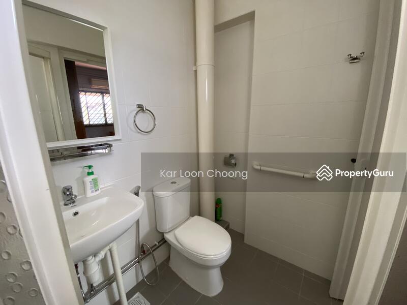 Master Attached Bathroom