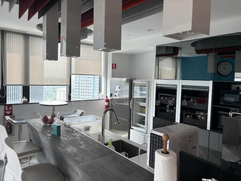 Lift Lobby Frontage Fitted Office, Raffles Place, , 6,092 sqft, Office For Rent, by David Toh (卓宏森), 60031979 - Kitchen - CommercialGuru.com.sg