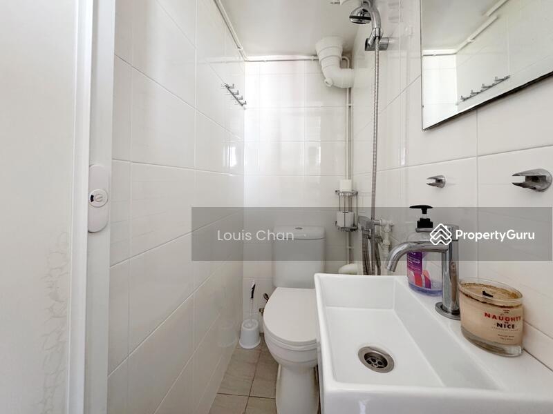 For Sale - 3 Queen's Road