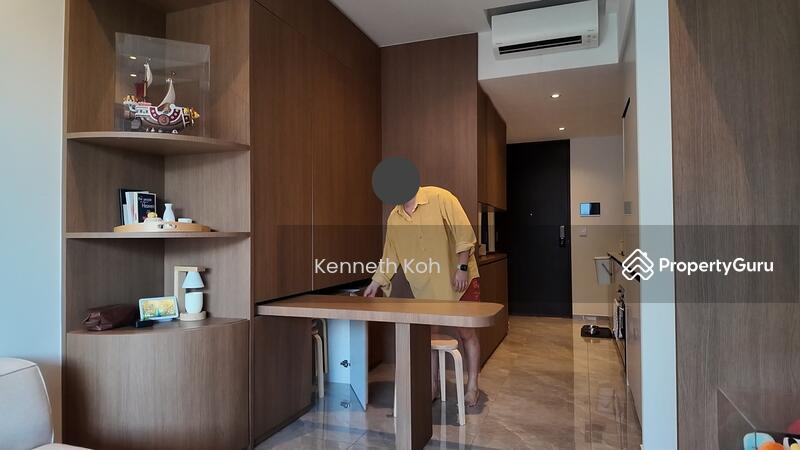 Convertable Dining Area + Open Kitchen