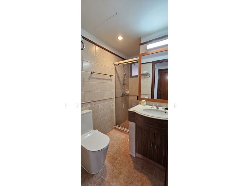 Parc Vista, 456 Corporation Road, 2 Bedrooms, 1,078 sqft, Condominium For Rent, by Francis Lee, 60032216 - Bathroom - PropertyGuru.com.sg