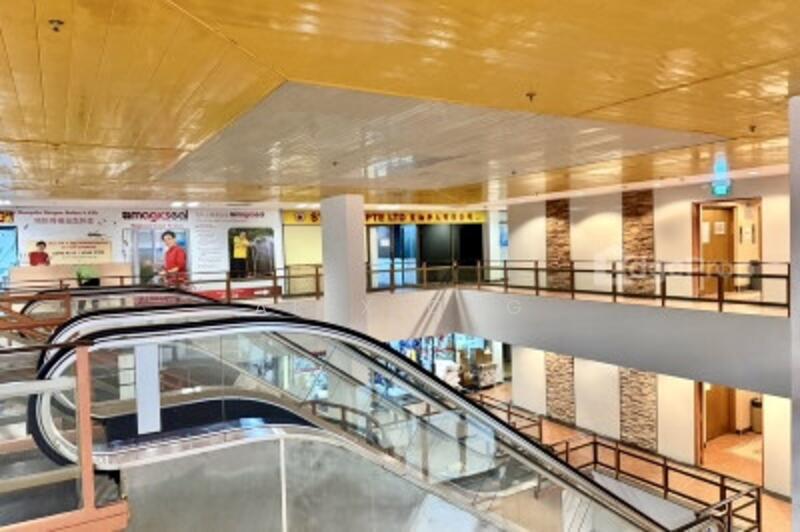 Jalan Besar Plaza, 101 Kitchener Road, Farrer Park / Serangoon Rd, 883 sqft, Mall Shop For Sale, by Alex Ong, 60032226 - Lobby - CommercialGuru.com.sg