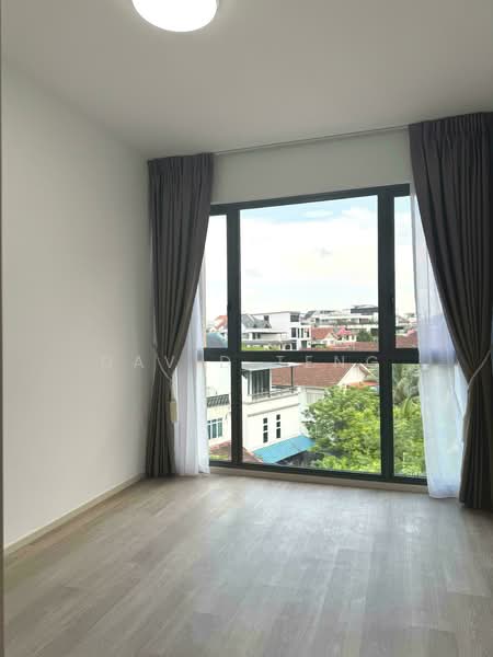 The Watergardens at Canberra, 35 Canberra Drive, 2 Bedrooms, 753 sqft, Condominium For Rent, by David Teng, 60032325 - Master Bedroom 2 - PropertyGuru.com.sg