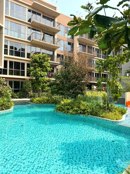 The Watergardens at Canberra, 35 Canberra Drive, 2 Bedrooms, 753 sqft, Condominium For Rent, by David Teng, 60032325 - Pool - PropertyGuru.com.sg