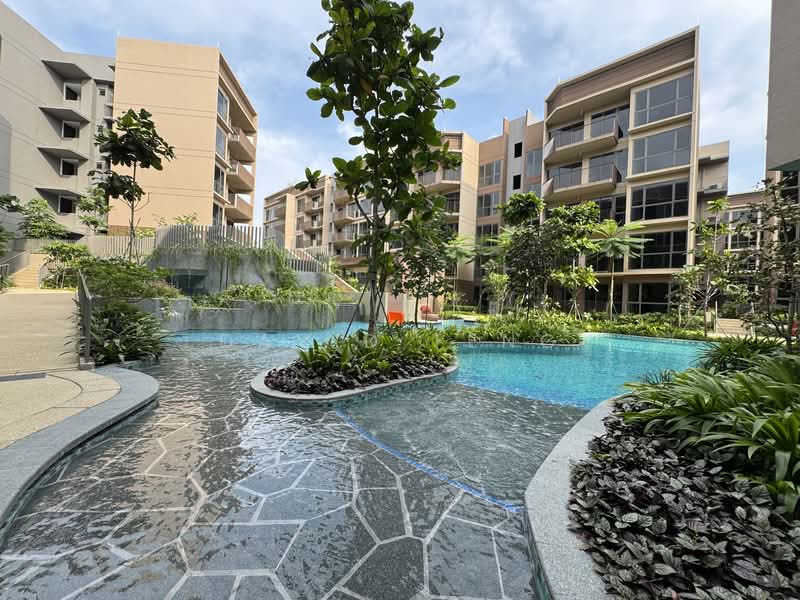 The Watergardens at Canberra, 35 Canberra Drive, 2 Bedrooms, 753 sqft, Condominium For Rent, by David Teng, 60032325 - Pool - PropertyGuru.com.sg