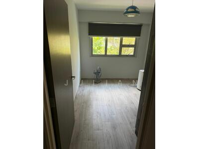 For Rent - 574B Woodlands Glen