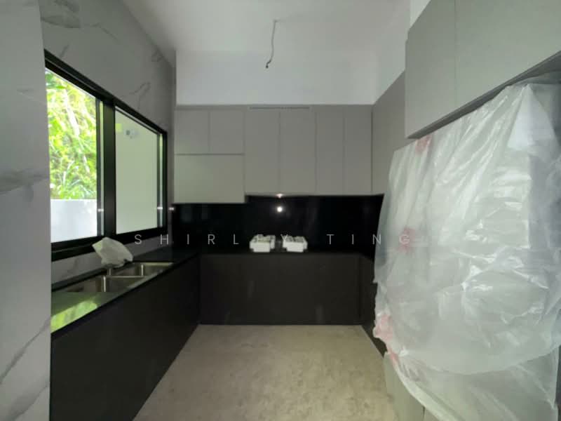 BRAND NEW! JUST TOP! LOW$$$! HURRY! $2,XXX PSF! 3.5 STOREY TERRACE AT HILLVIEW!, Dairy Farm / Bukit Panjang / Choa Chu Kang, 6 Bedrooms, 7,240 sqft, Terraced House For Sale, by Shirley Ting, 60032432 - PropertyGuru.com.sg