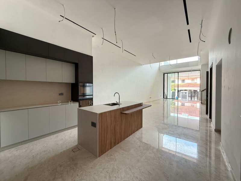 BRAND NEW! JUST TOP! LOW$$$! HURRY! $2,XXX PSF! 3.5 STOREY TERRACE AT HILLVIEW!, Dairy Farm / Bukit Panjang / Choa Chu Kang, 6 Bedrooms, 7,240 sqft, Terraced House For Sale, by Shirley Ting, 60032432 - PropertyGuru.com.sg