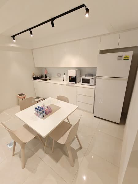 Neil Road, Neil Road, 2,293 sqft, Office For Rent, by Benny Low, 60032566 - Pantry - CommercialGuru.com.sg