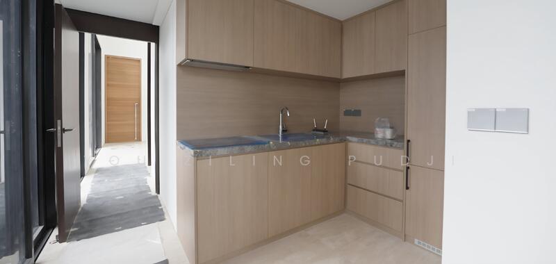 For Sale - Harbourfront residences