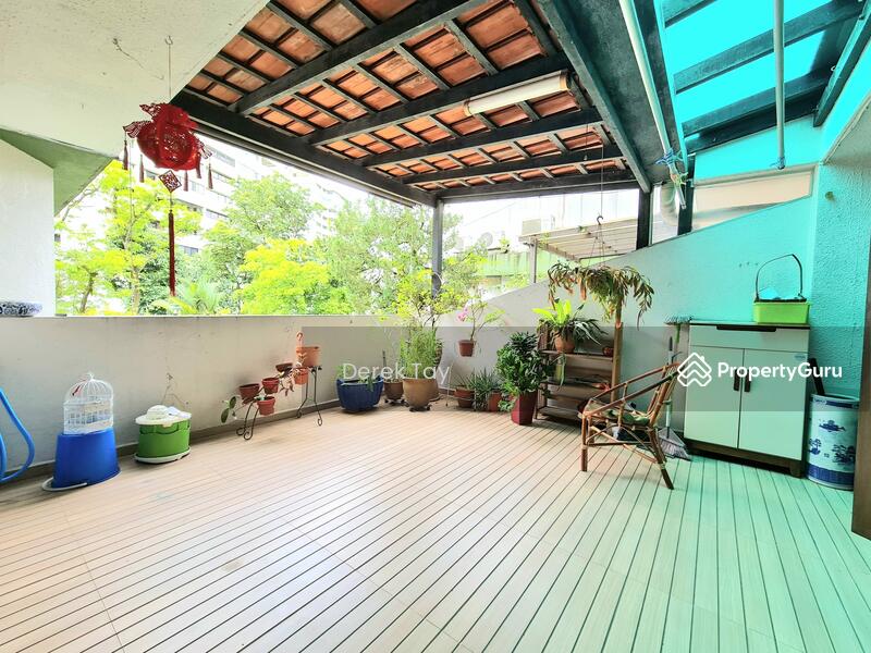 Outdoor patio