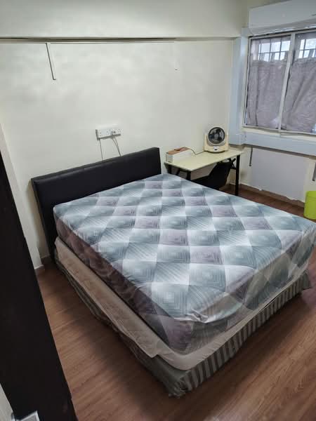 158 Tampines Street 12, 158 Tampines Street 12, Room Rental, 130 sqft, HDB Flat For Rent, by Yeo Kenny, 60032948 - Bedroom - PropertyGuru.com.sg