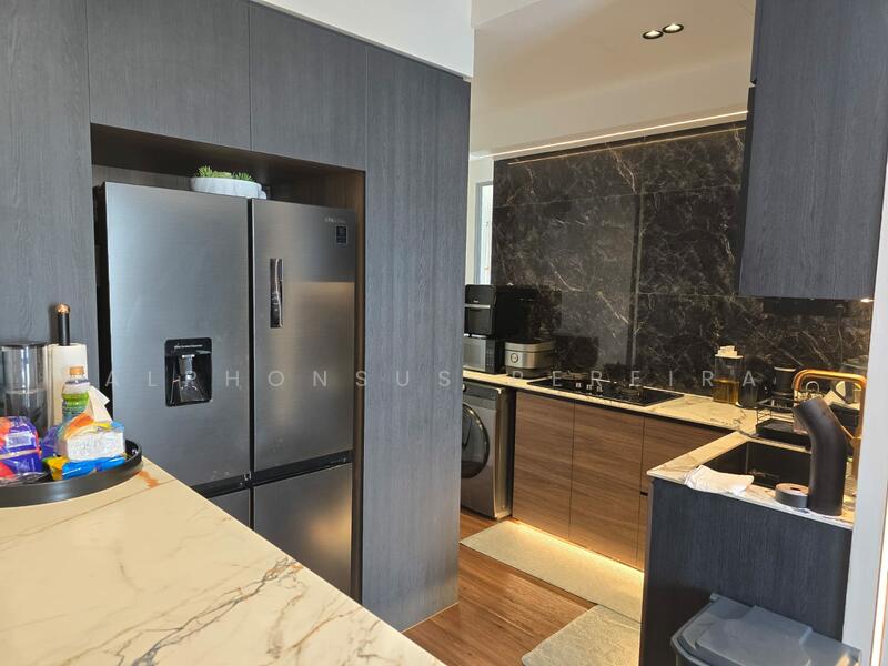Kitchen L-shape