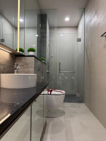 For Sale - Kallang Riverside